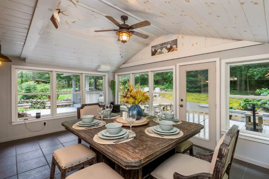 Sunroom dining area cleaned